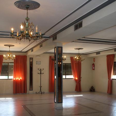 Hotel Carvajal Torrejón el Rubio Zewnętrze zdjęcie