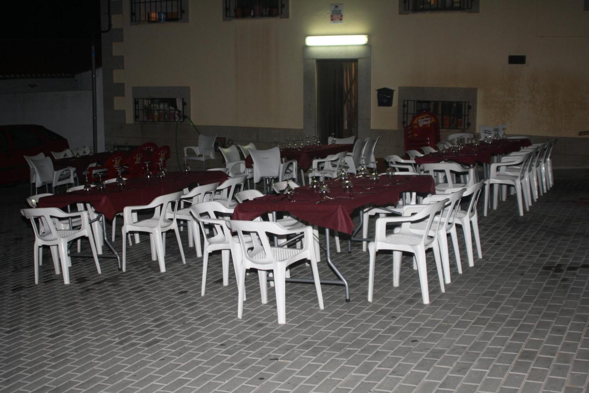 Hotel Carvajal Torrejón el Rubio Zewnętrze zdjęcie
